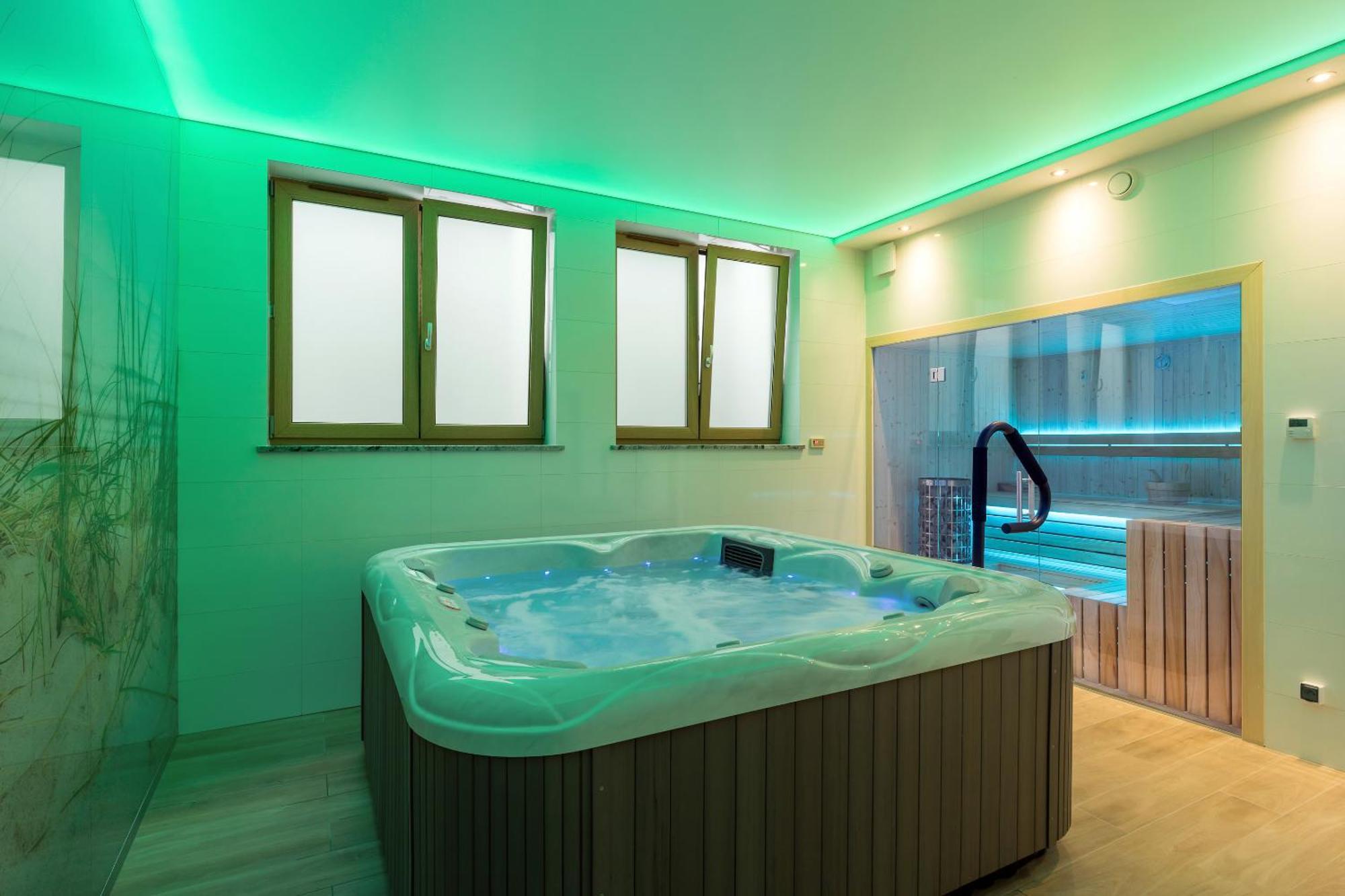 Underground Apartment In A Lux Holiday House Posejdon By Renters Prestige Kołczewo Εξωτερικό φωτογραφία